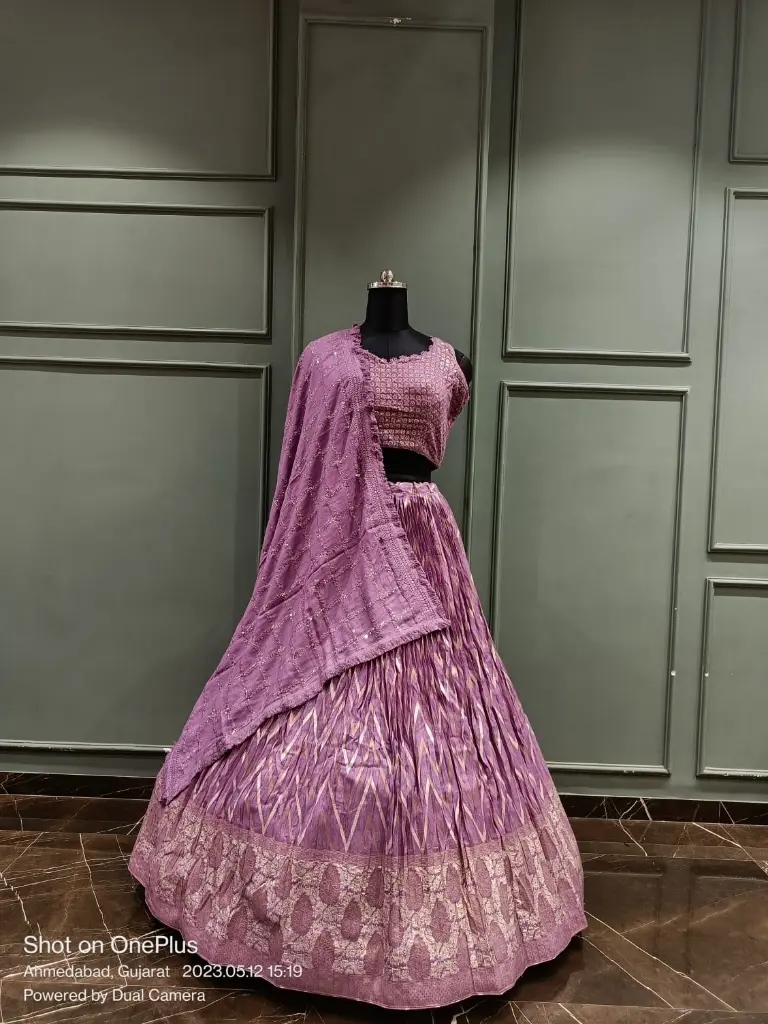 MAUVE.webp