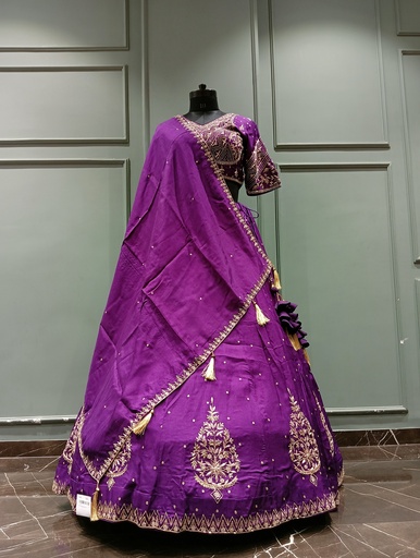 987 Lehenga Choli